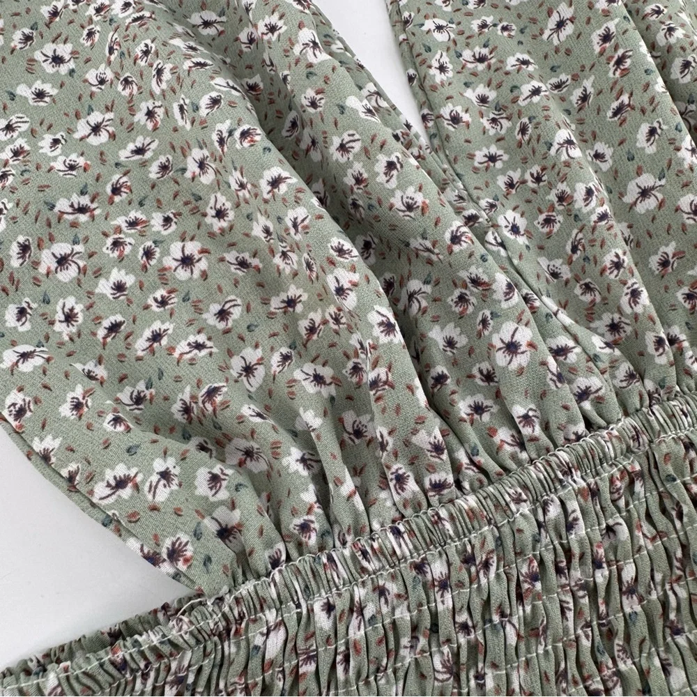 Romwe Tie Crop Top Green Flowers